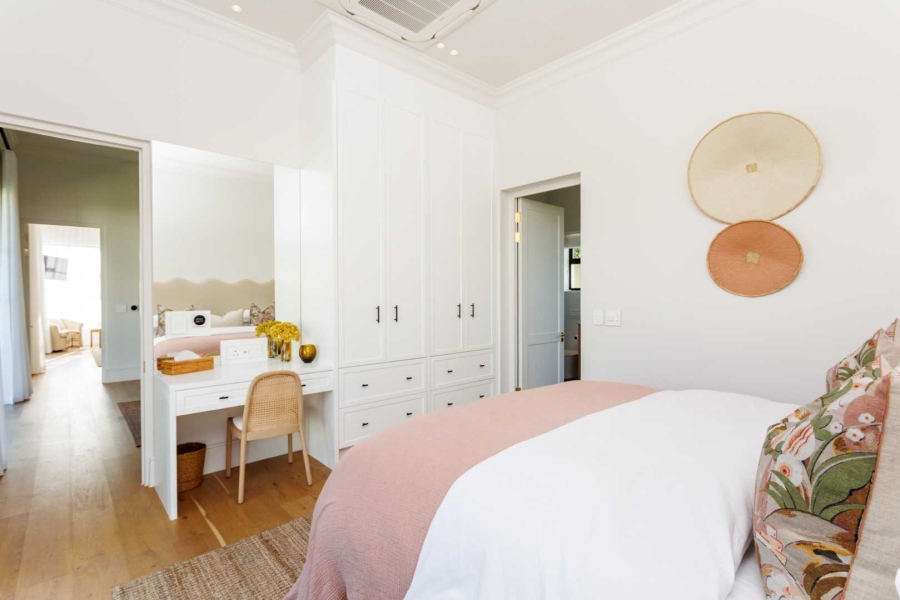 8 Bedroom Property for Sale in Val De Vie Estate Western Cape